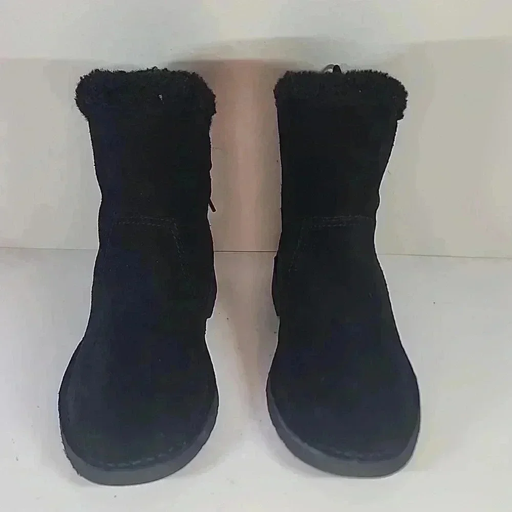 UGG plush boots nwob